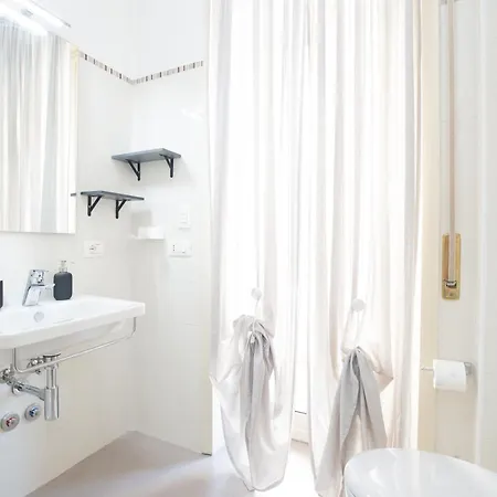 Casa Luna * روما